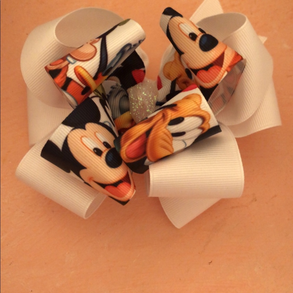 Bows - Picture 7 of 8